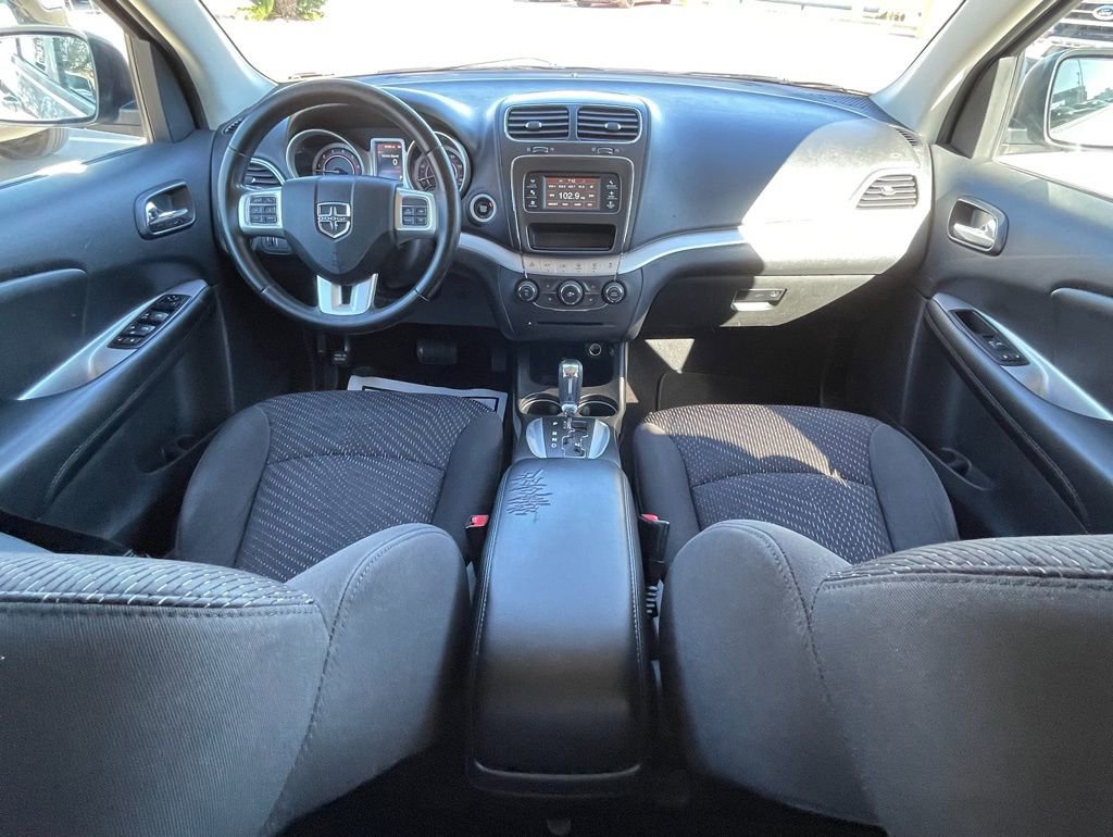 Used 2018 Dodge Journey SXT w/ Connectivity Group FWD image 28