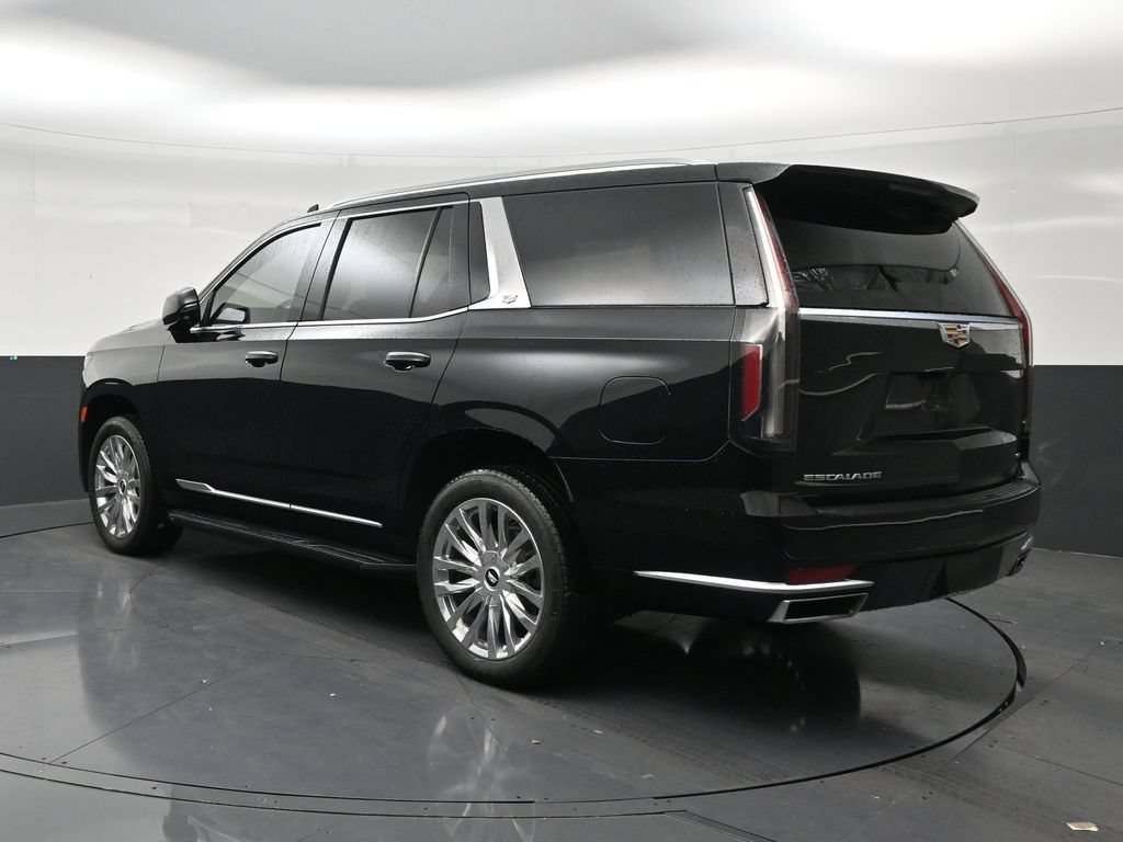 Used 2023 Cadillac Escalade Premium Luxury w/ Performance Package RWD image 3