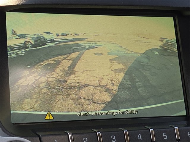 Used 2015 Chevrolet Equinox LT w/ Driver Convenience Package image 3