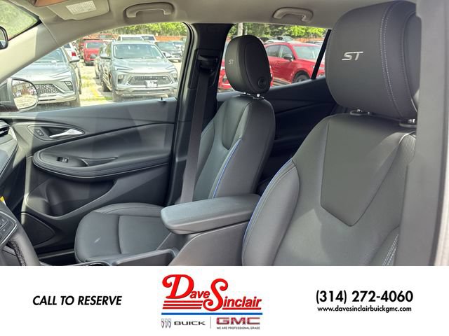 New 2026 Buick Encore GX Sport Touring w/ Comfort Package AWD/4WD image 11
