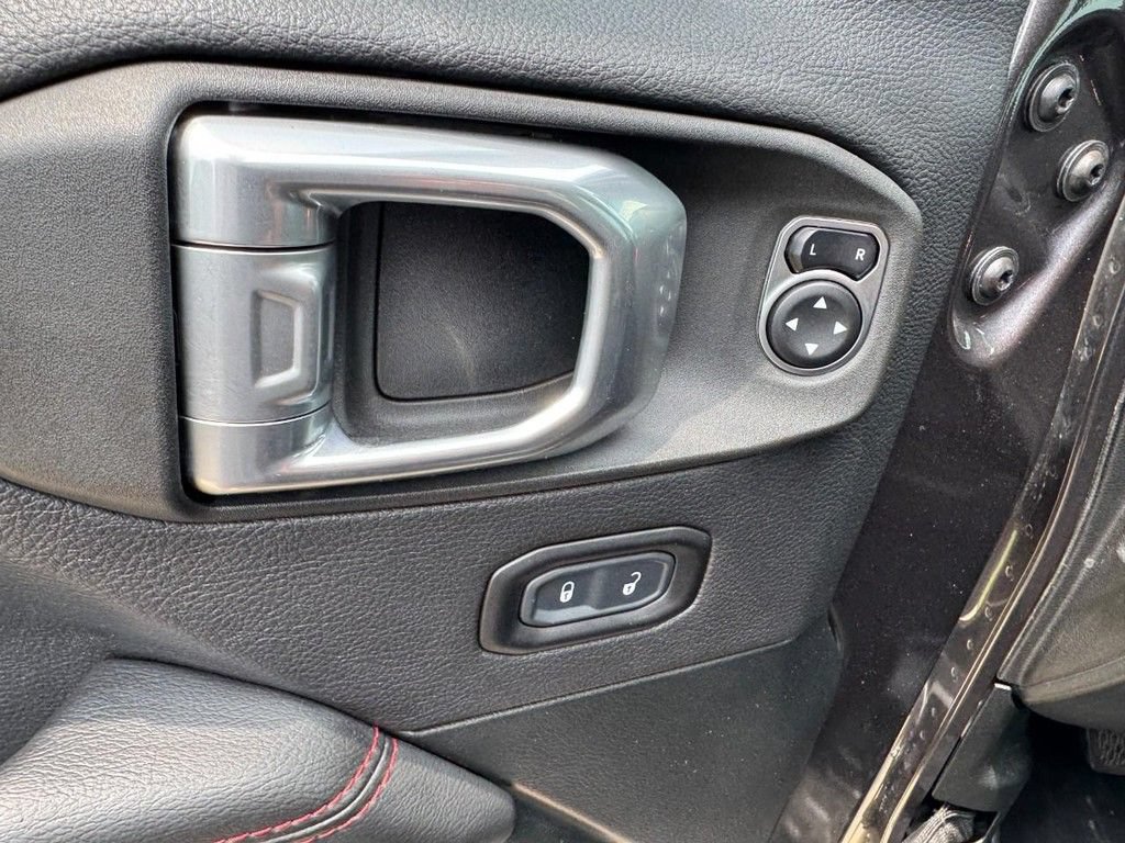 Used 2020 Jeep Wrangler Unlimited Rubicon w/ Quick Order Package 28Y Recon AWD/4WD image 13