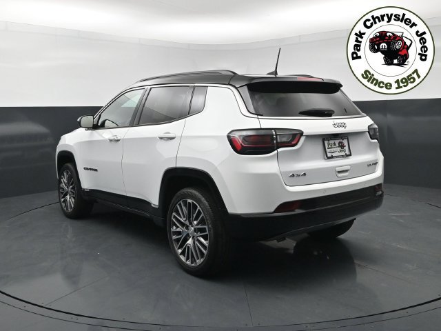 Used 2024 Jeep Compass Limited w/ Elite Group AWD/4WD image 4