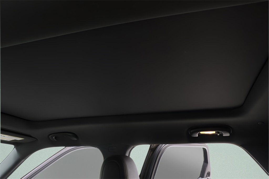 Used 2021 Chevrolet TrailBlazer ACTIV w/ Sun and Liftgate Package image 8