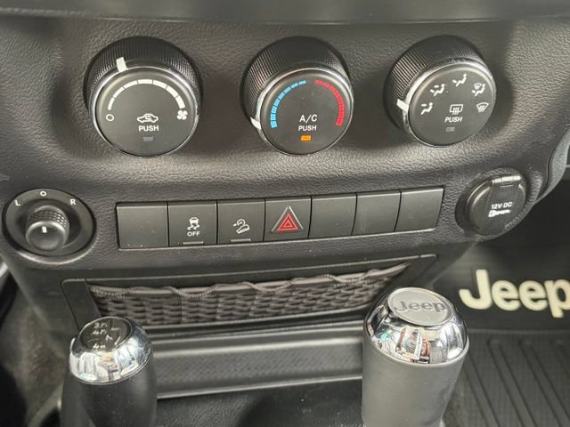 Used 2018 Jeep Wrangler Unlimited Sport S AWD/4WD image 20
