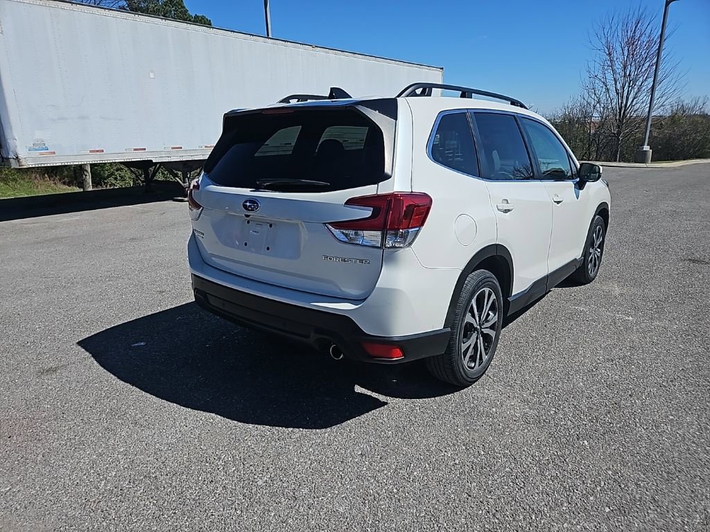 Used 2024 Subaru Forester Limited image 7