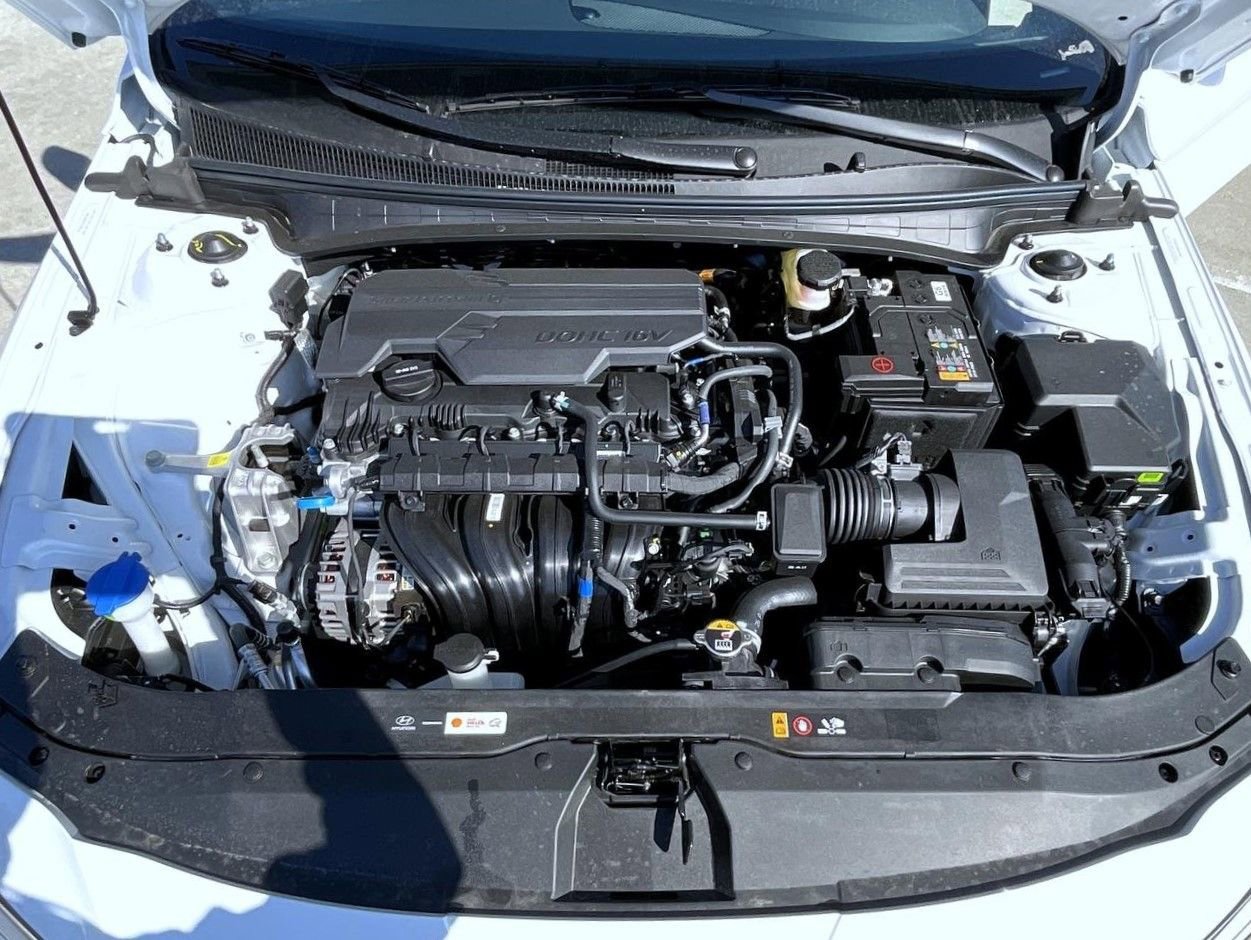 New 2026 Hyundai Elantra SEL Sport Premium FWD image 25