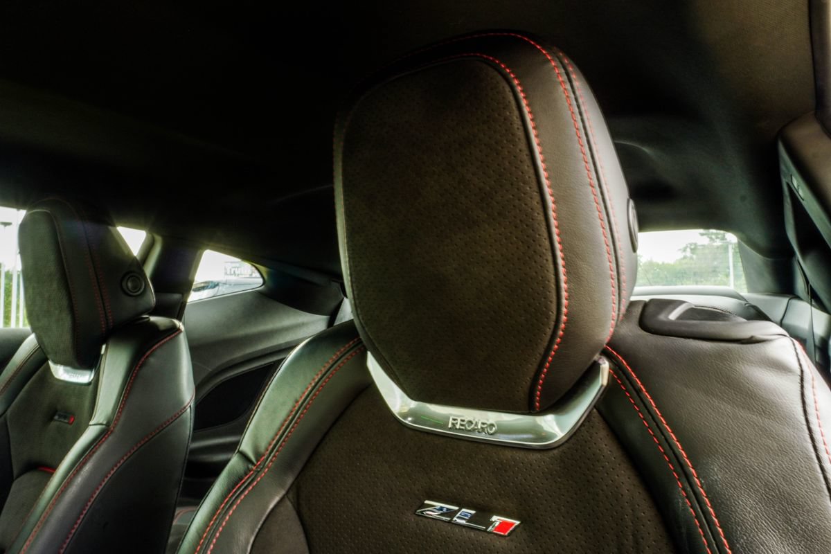 Used 2022 Chevrolet Camaro ZL1 RWD image 16