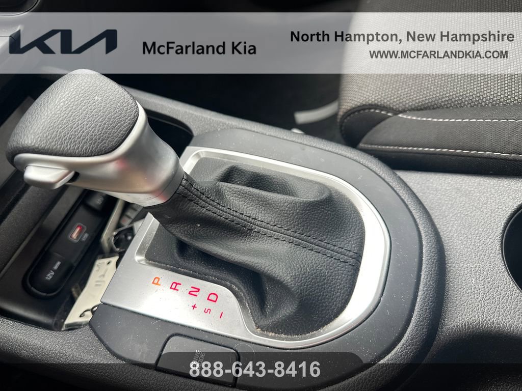 Used 2023 Kia Forte LXS w/ LXS Technology Package FWD image 9