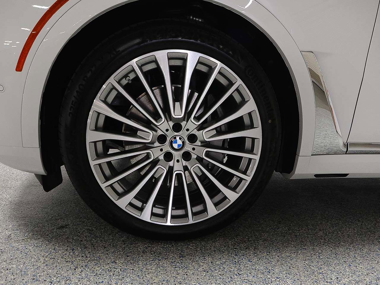 Used 2026 BMW X7 xDrive40i AWD/4WD image 5