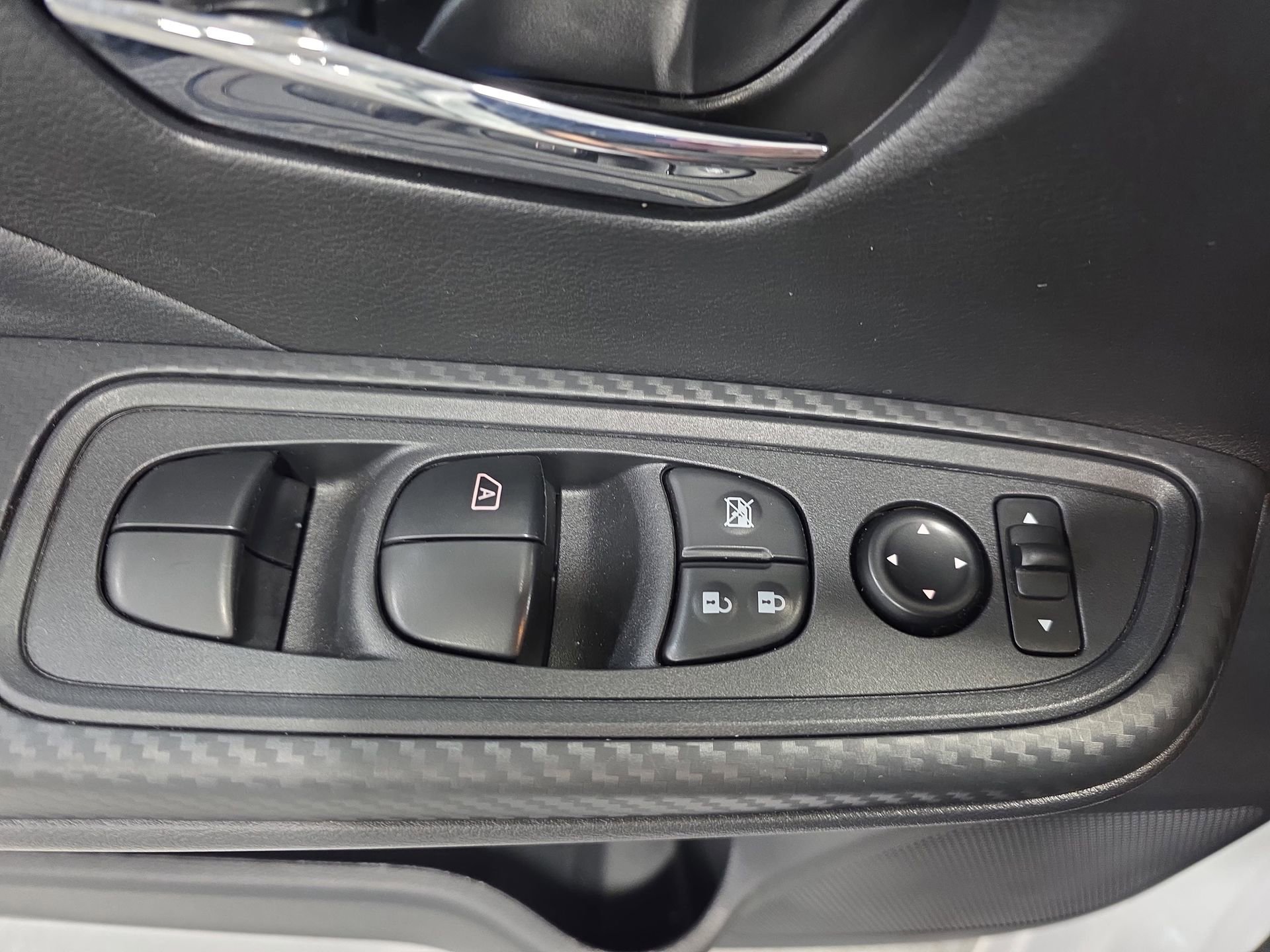 Certified 2025 Nissan Versa SV w/ Trunk Package image 26