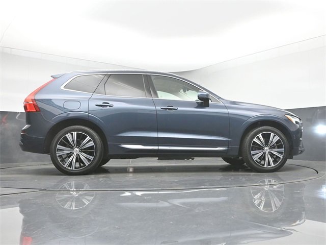 Used 2023 Volvo XC60 B5 Plus image 46