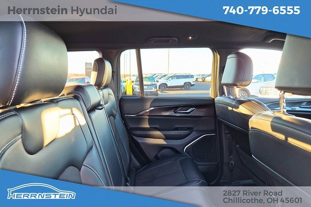 Used 2022 Jeep Grand Cherokee Altitude image 26