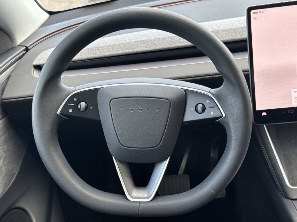 Used 2026 Tesla Model Y AWD image 7