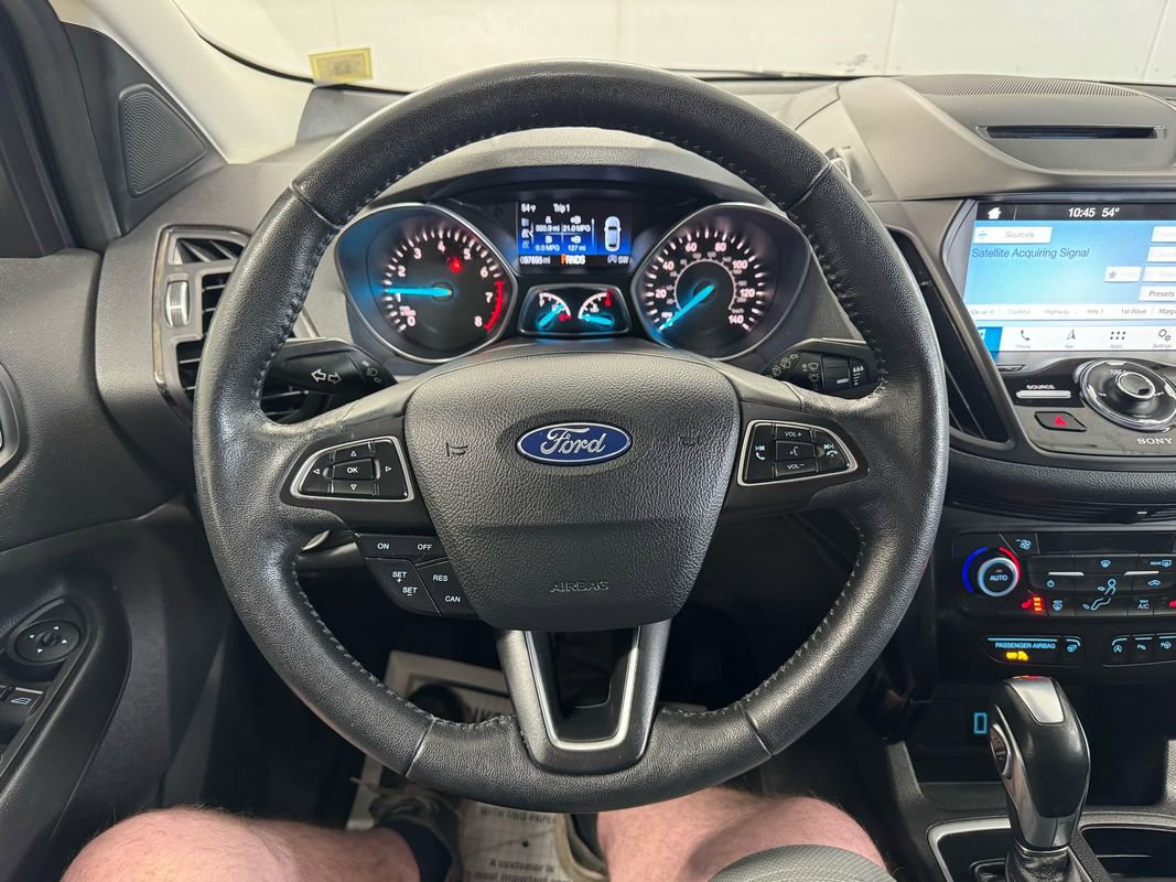 Used 2018 Ford Escape Titanium AWD/4WD image 31