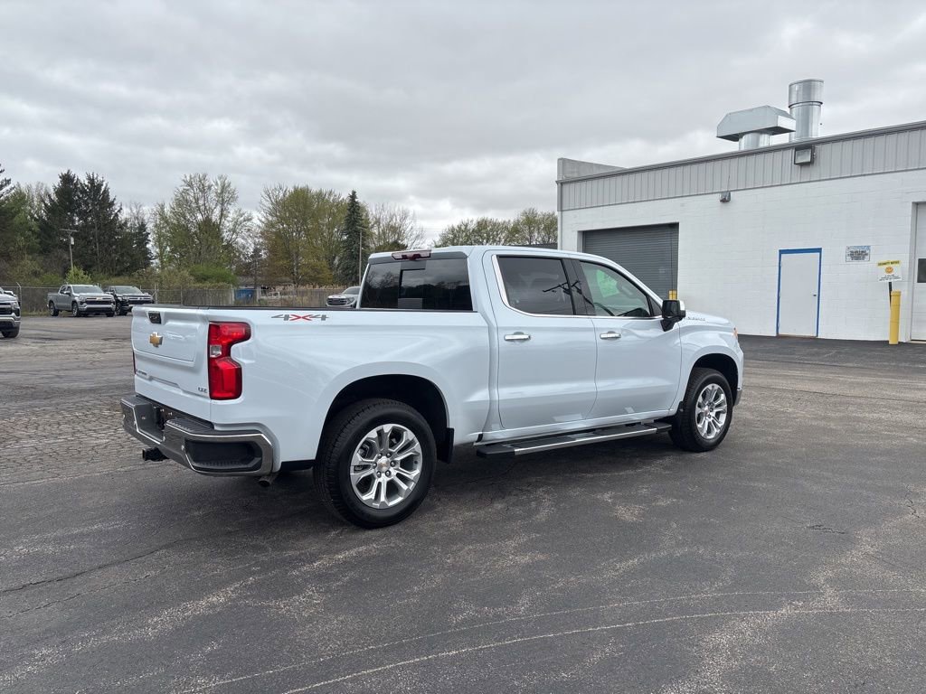 New 2026 Chevrolet Silverado 1500 LTZ w/ LTZ Premium Package AWD/4WD image 4