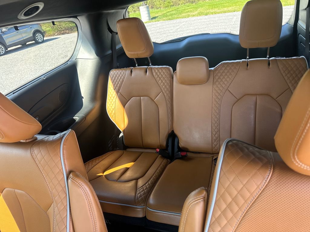 Used 2023 Chrysler Pacifica Pinnacle image 31
