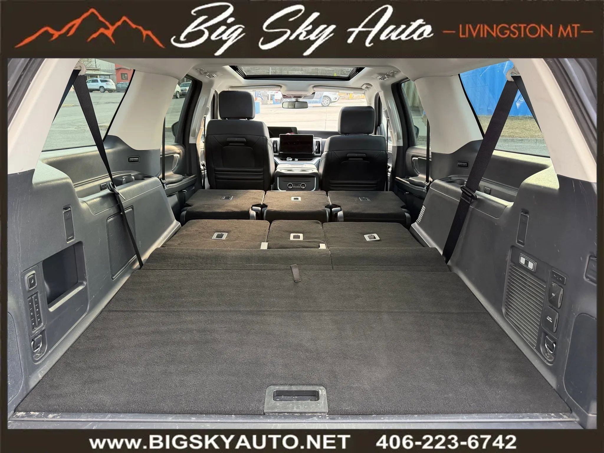 Used 2025 Ford Expedition Max Platinum image 26