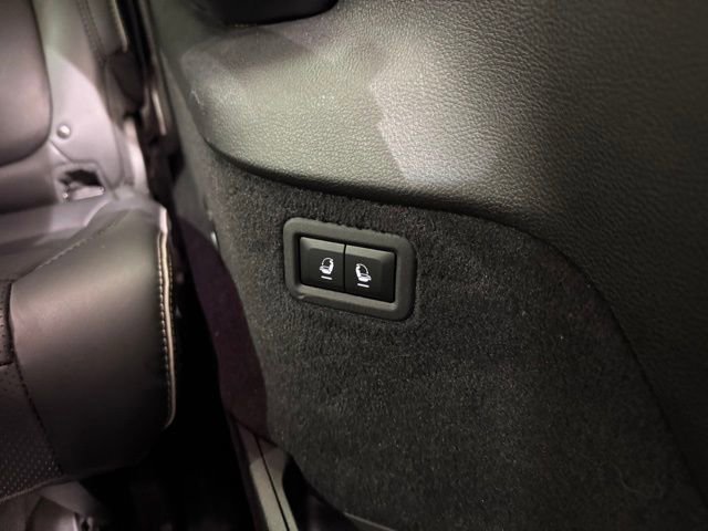 Used 2024 Jeep Grand Wagoneer L Series II w/ Quick Order Packagew 28T image 35