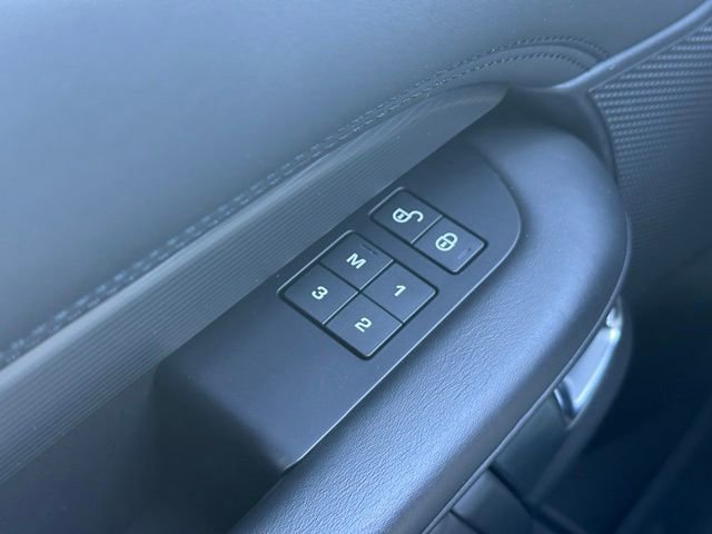 Used 2019 Land Rover Discovery HSE Luxury AWD/4WD image 23