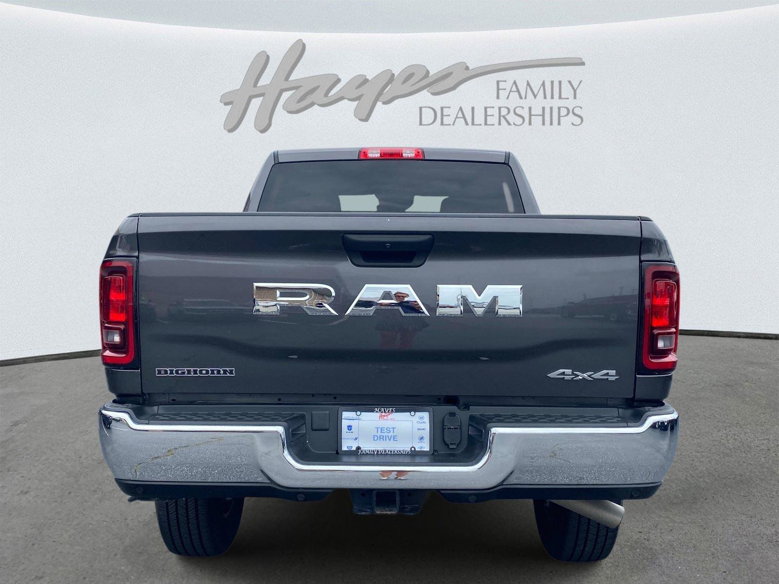 Used 2026 RAM 2500 Big Horn AWD/4WD image 4