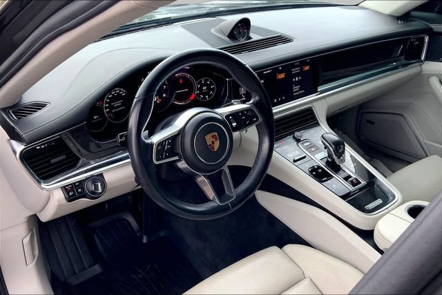 Used 2018 Porsche Panamera 4 w/ Premium Package Plus AWD/4WD image 14