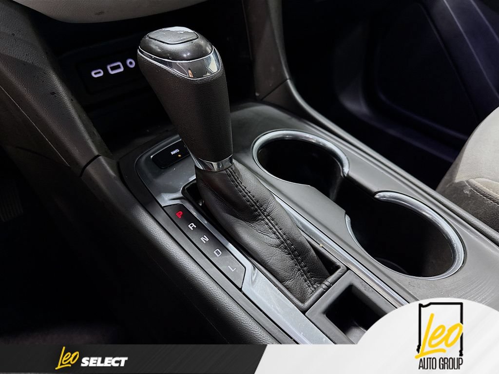 Used 2020 Chevrolet Equinox LS w/ LS Convenience Package AWD/4WD image 19