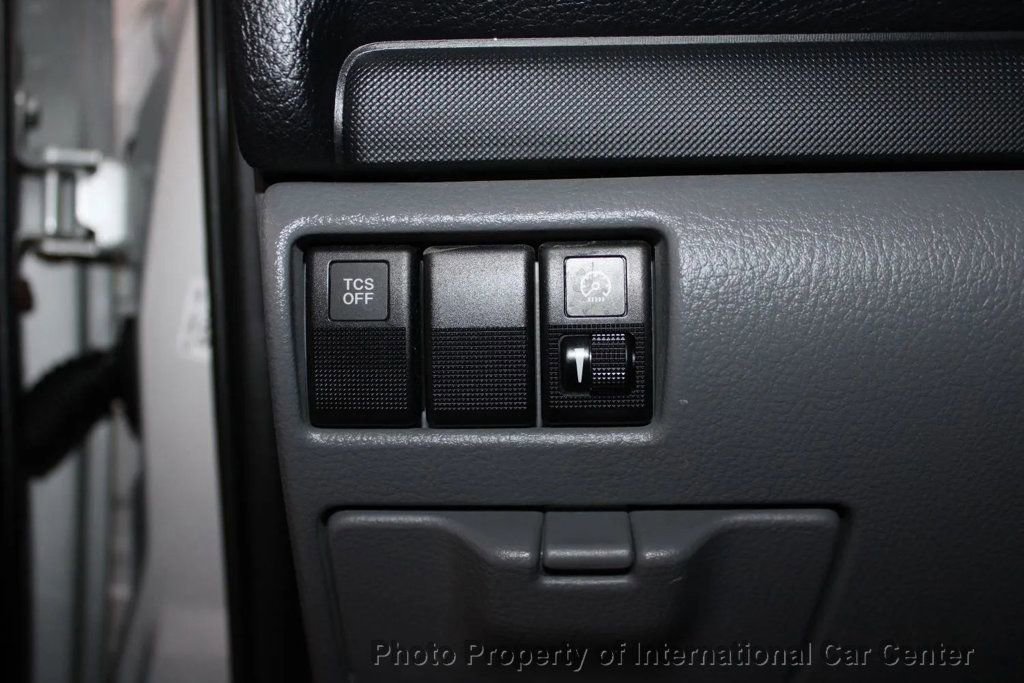 Used 2003 MAZDA MAZDA6 i image 16