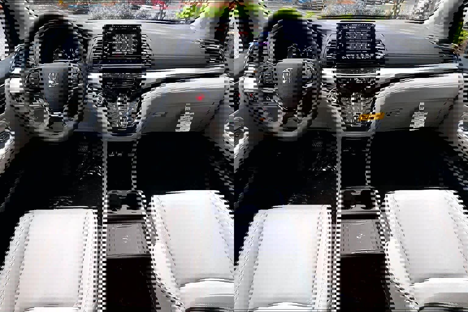 New 2026 Honda Odyssey Touring image 5