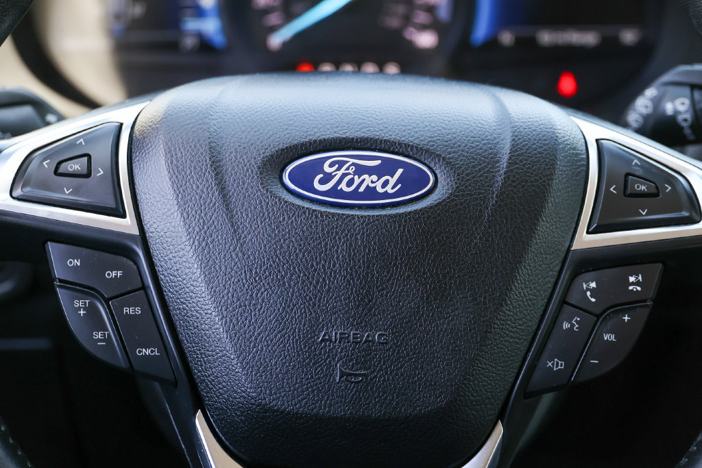 Certified 2021 Ford Edge SEL w/ Convenience Package AWD/4WD image 8