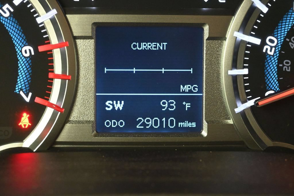 Used 2016 Toyota 4Runner SR5 AWD/4WD image 16