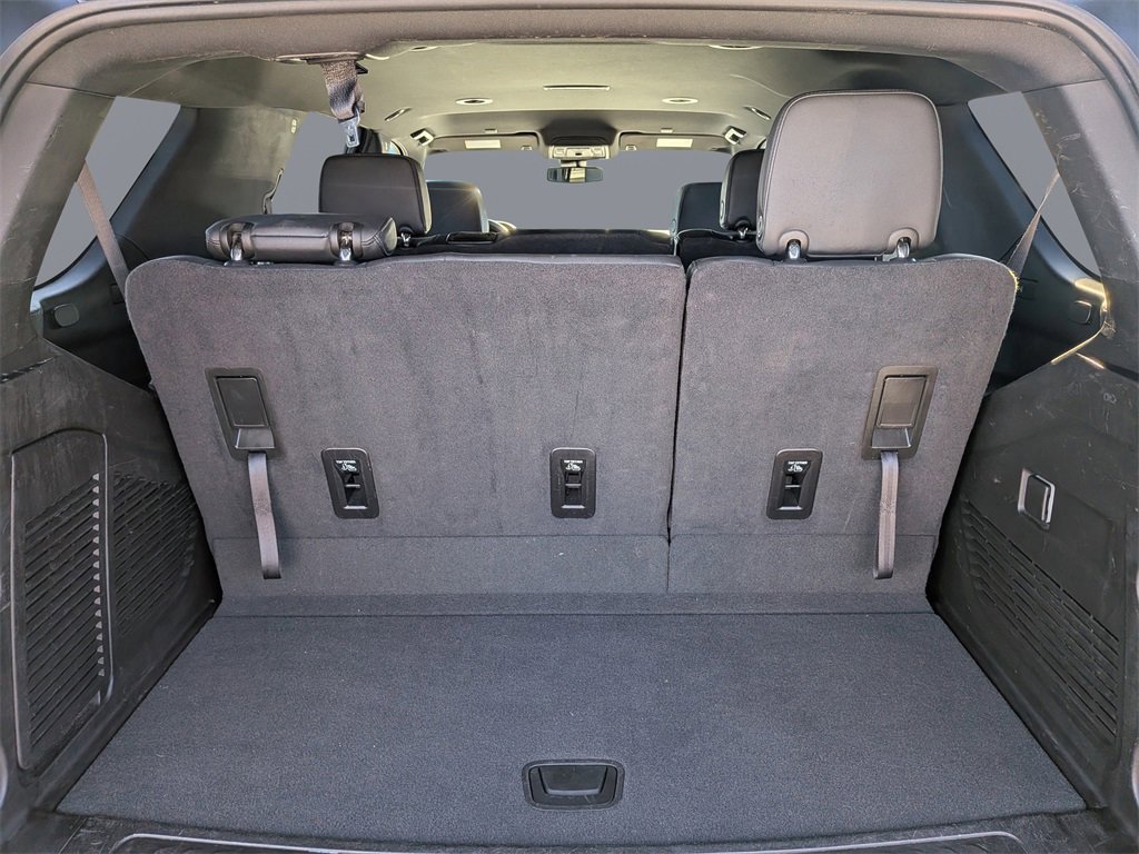 Used 2024 Chevrolet Tahoe LT image 11