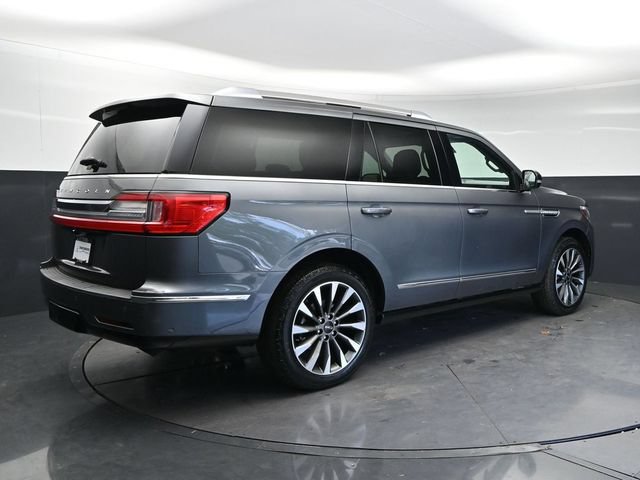 Used 2021 Lincoln Navigator Reserve w/ Luxury Package RWD image 5