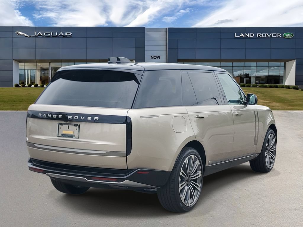 New 2026 Land Rover Range Rover Long Wheelbase SE AWD/4WD image 3