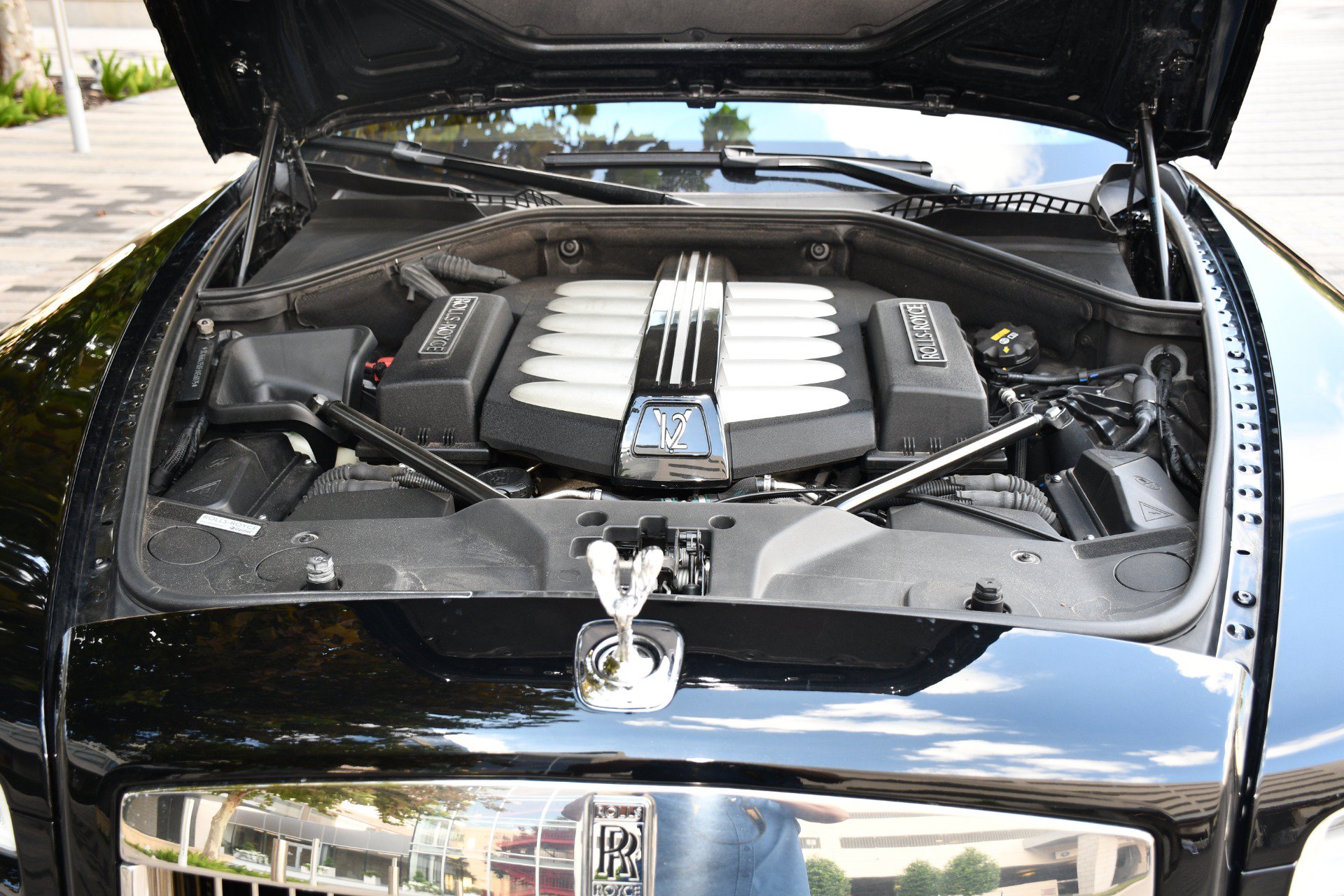 Used 2015 Rolls-Royce Ghost RWD image 4