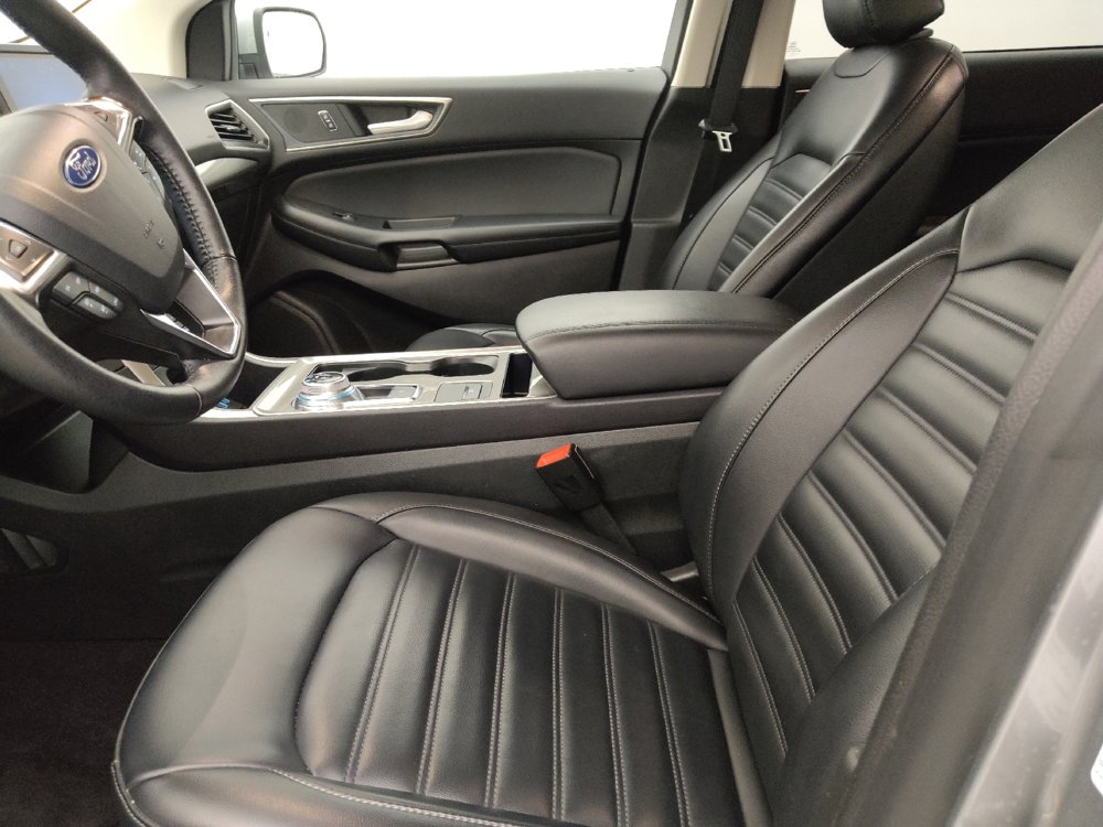 Used 2024 Ford Edge SEL image 17