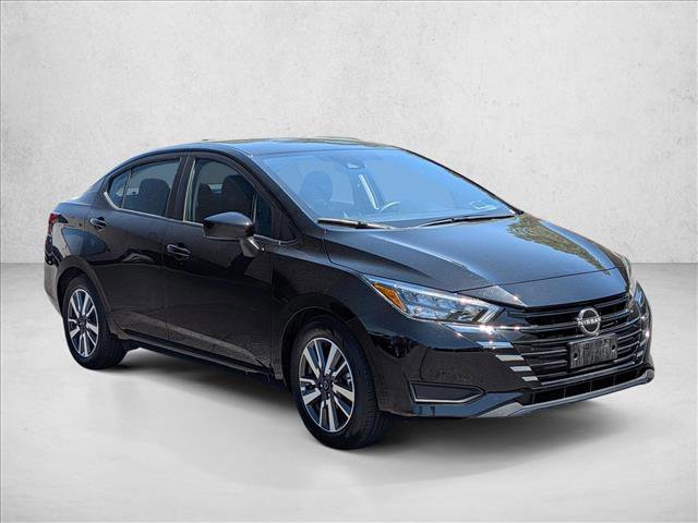 Used 2025 Nissan Versa SV FWD image 3