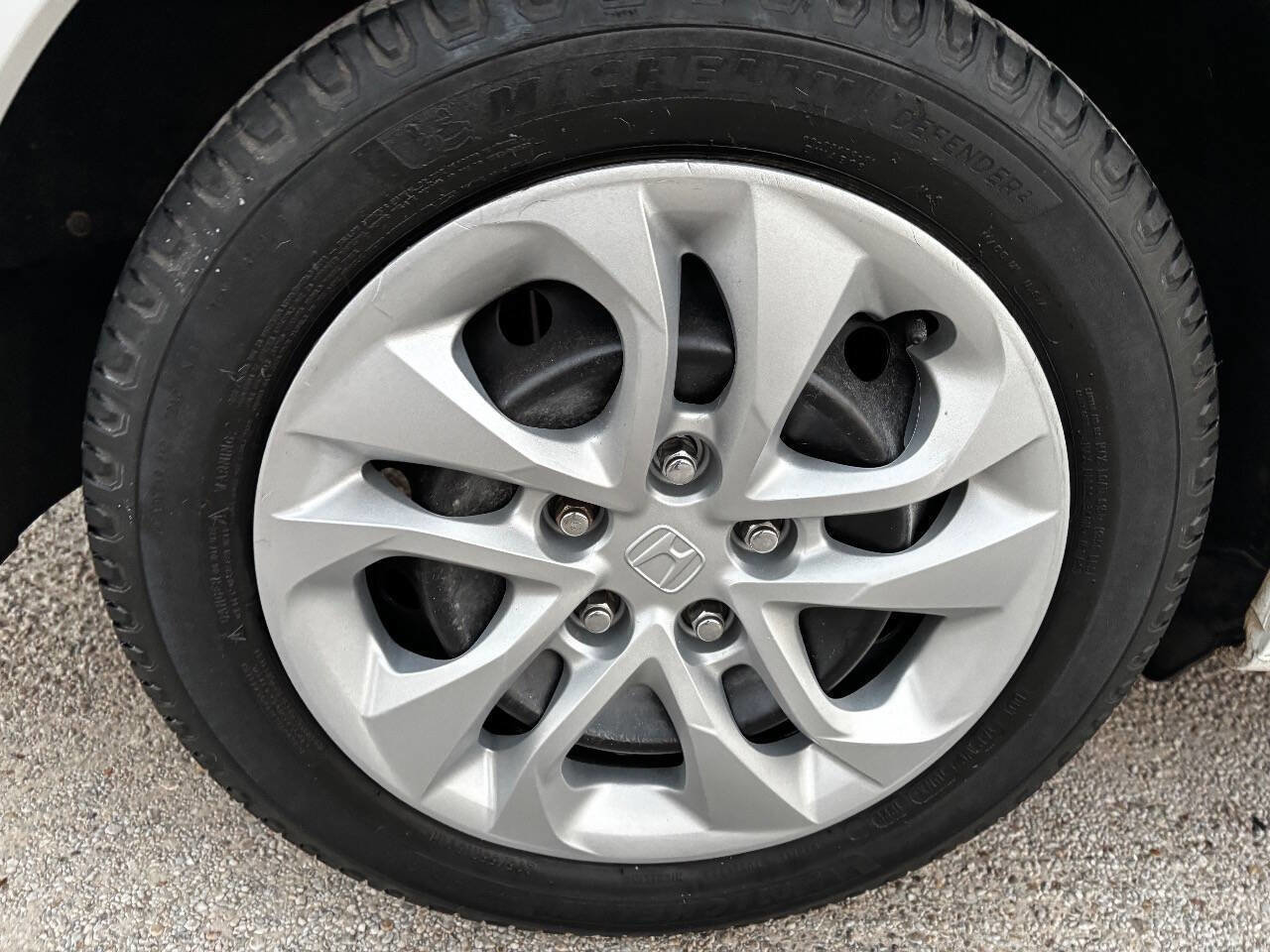 Used 2014 Honda Civic LX image 10