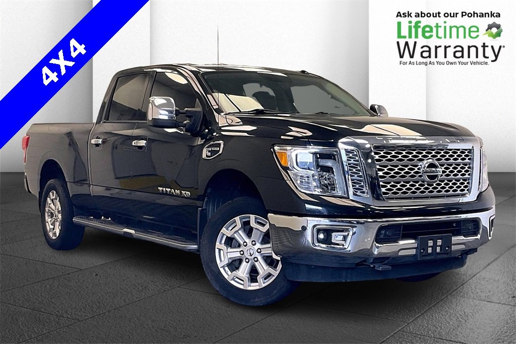 Used 2016 Nissan Titan SL image 1