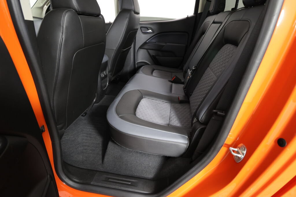 Used 2020 Chevrolet Colorado Z71 AWD/4WD image 17