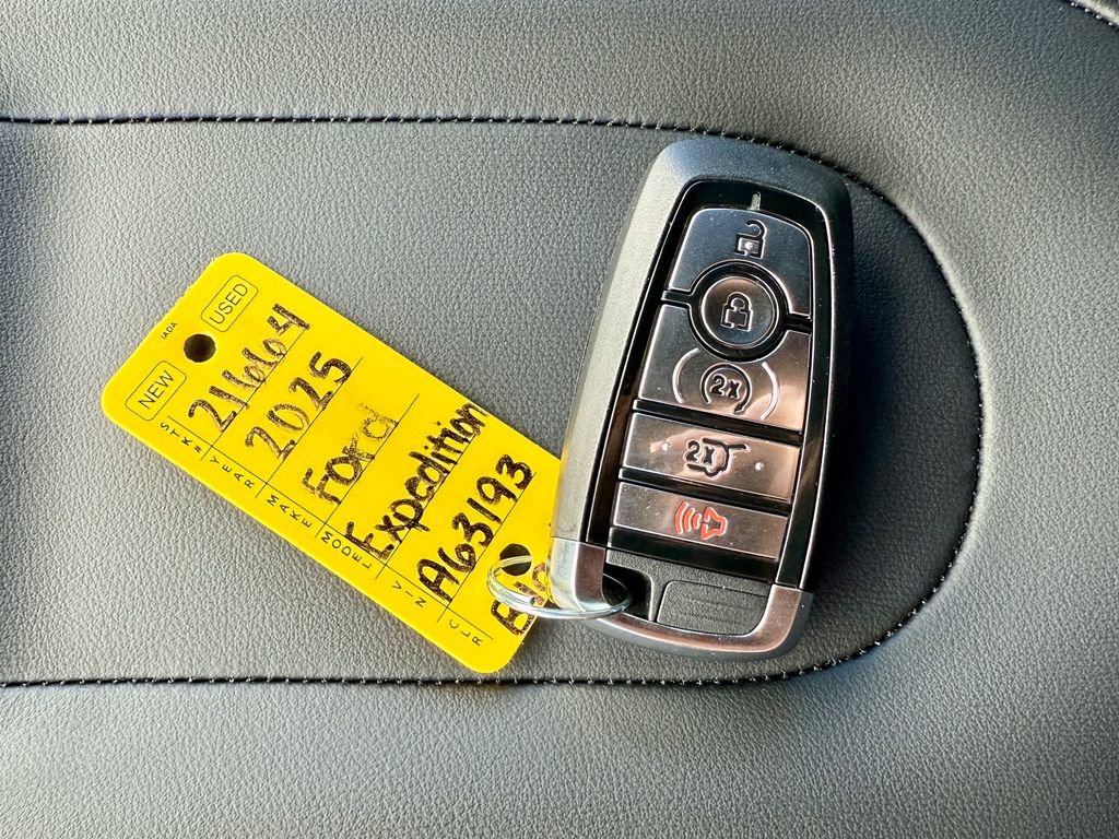 New 2025 Ford Expedition Platinum w/ Stealth Performance Package image 45