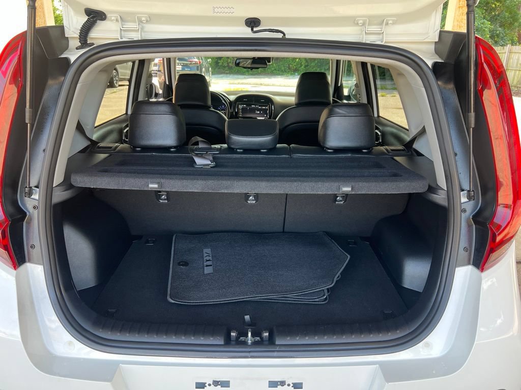 Used 2020 Kia Soul EX w/ Option Group 015 FWD image 11
