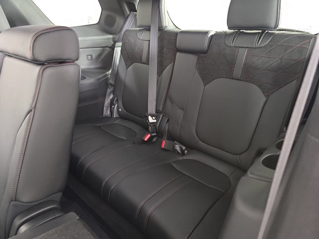 Used 2026 Honda Pilot Black Edition image 28