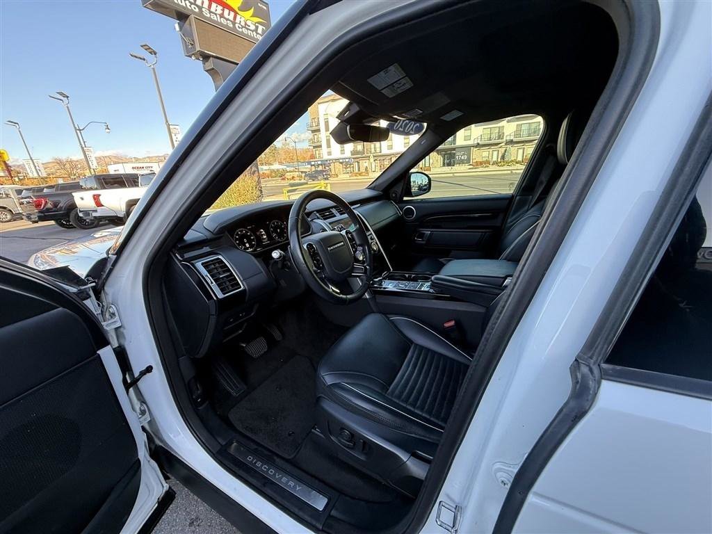 Used 2020 Land Rover Discovery HSE Luxury image 19