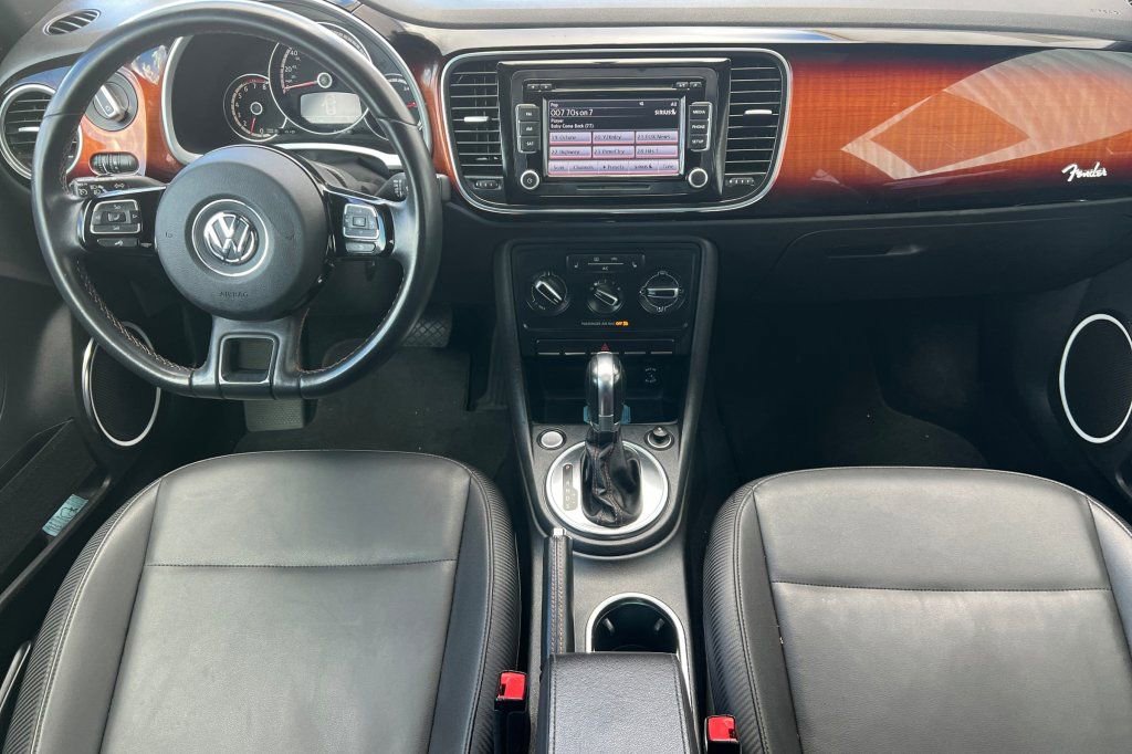 Used 2013 Volkswagen Beetle 2.5 image 10