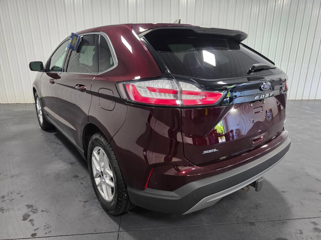 Used 2023 Ford Edge SEL w/ Convenience Package AWD/4WD image 3