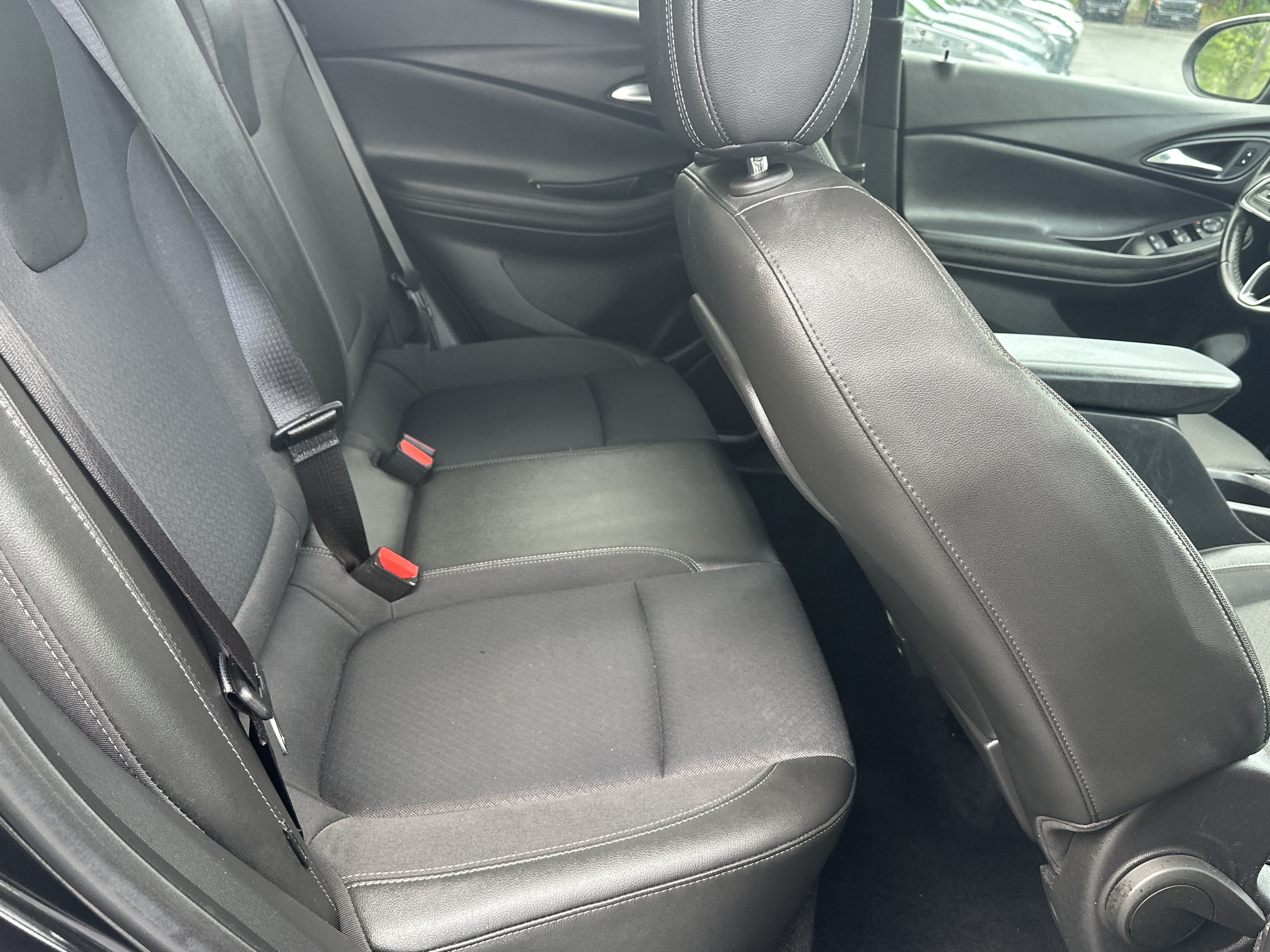 Certified 2023 Buick Encore GX Preferred FWD image 15