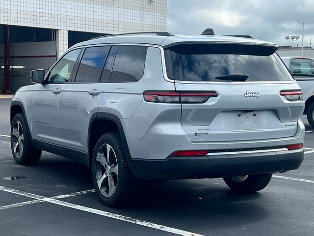 Used 2023 Jeep Grand Cherokee L Limited AWD/4WD image 13