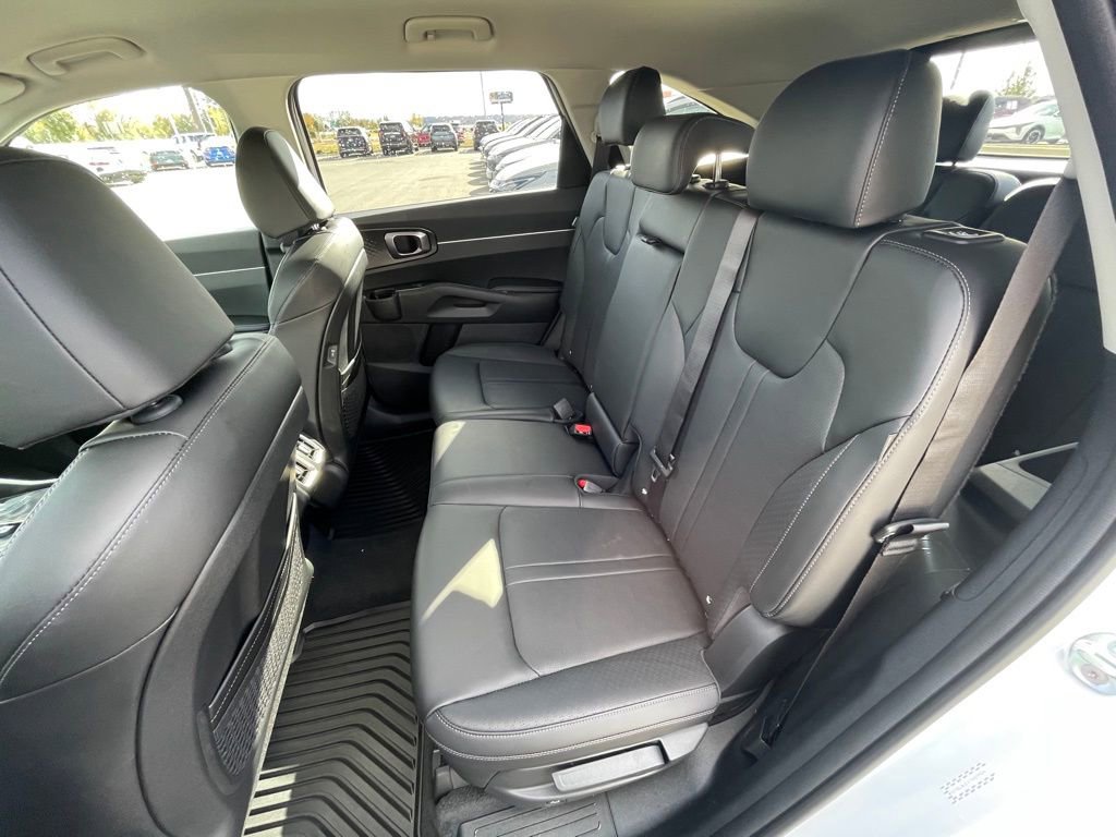 New 2026 Kia Sorento S image 25