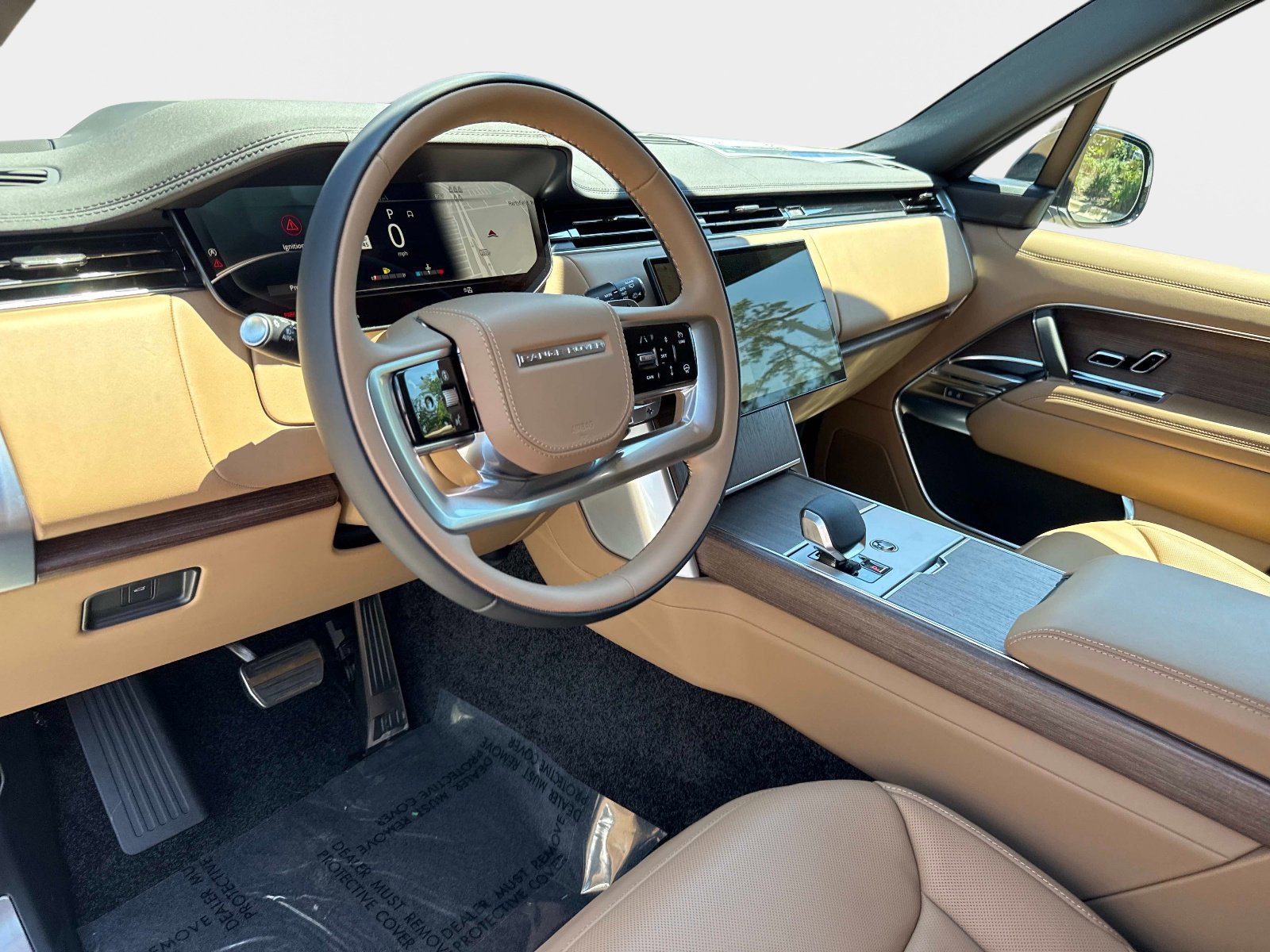 New 2026 Land Rover Range Rover Long Wheelbase SE AWD/4WD image 23