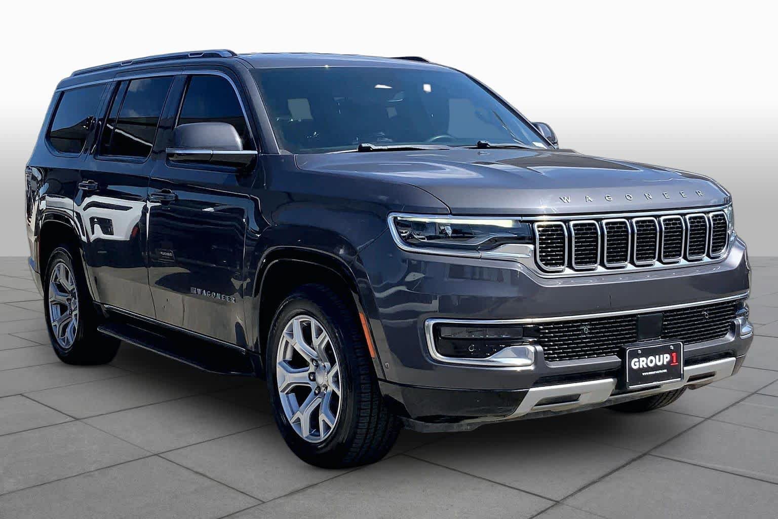 Used 2022 Jeep Wagoneer Series II RWD image 3